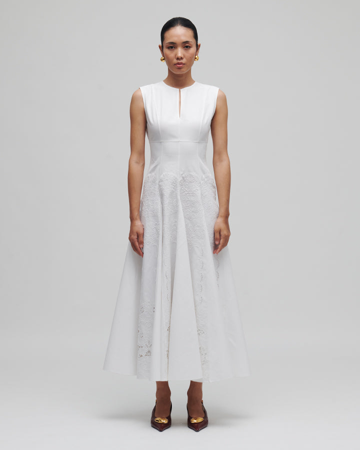 Iris Dress – Chorus
